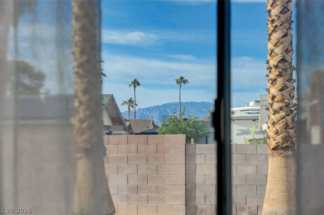 6304 Espinosa Avenue, Las Vegas, NV 89108