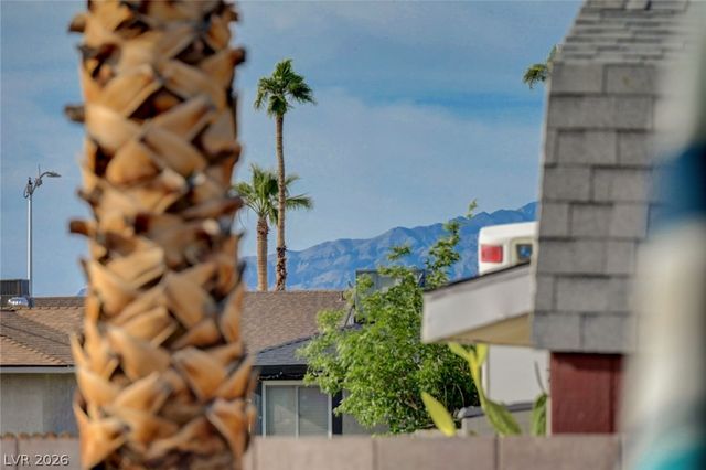 6304 Espinosa Avenue, Las Vegas, NV 89108