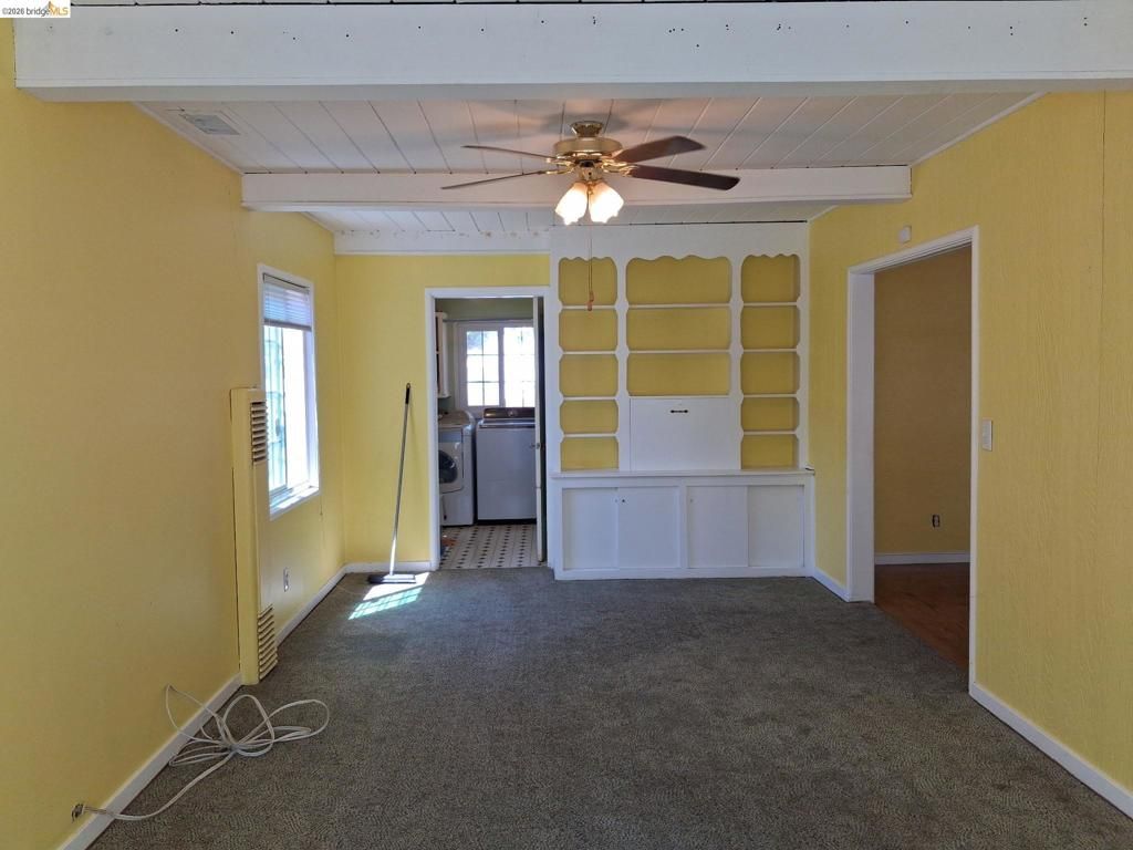 Image 17 of property listing at 125 Oak Place, Pittsburg, CA 94565