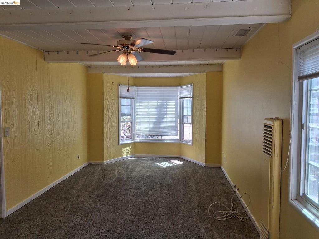Image 18 of property listing at 125 Oak Place, Pittsburg, CA 94565