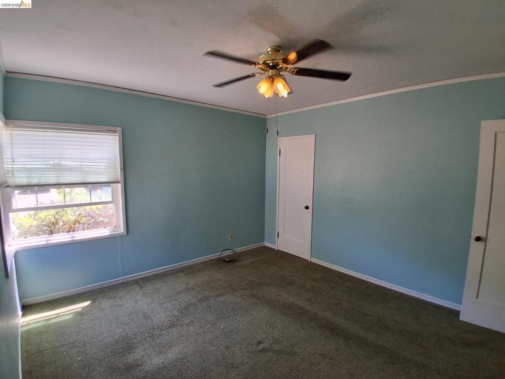 Image 20 of property listing at 125 Oak Place, Pittsburg, CA 94565