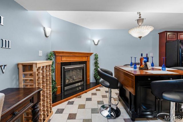 125 Oak Hill Drive, Maryville, IL 62062