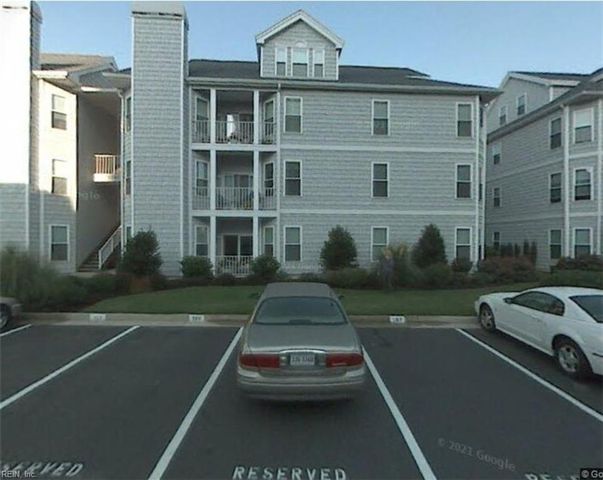 2301 Beach Haven Dr Apt 301, Virginia Beach, VA 23451