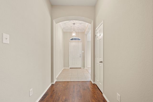 5117 Pinellas Avenue, Fort Worth, TX 76244
