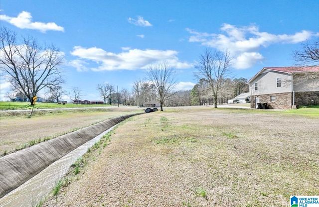 1518 5TH AVENUE SE, Cullman, AL 35055