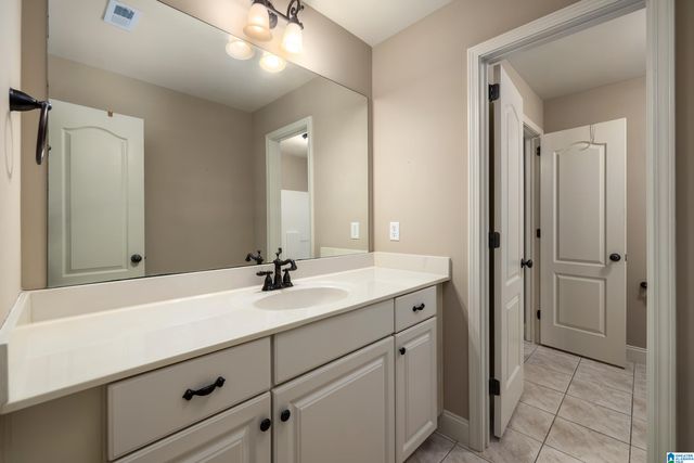 5629 PARK SIDE CIRCLE, Hoover, AL 35244