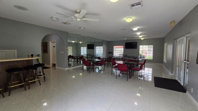 257 S Cypress Road 408, Pompano Beach, FL 33060