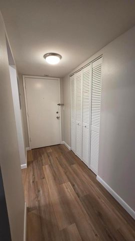 257 S Cypress Road 408, Pompano Beach, FL 33060