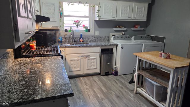 1737 N Layman Avenue, Indianapolis, IN 46218