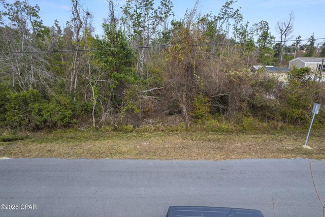 000 Magnolia Avenue, Youngstown, FL 32466