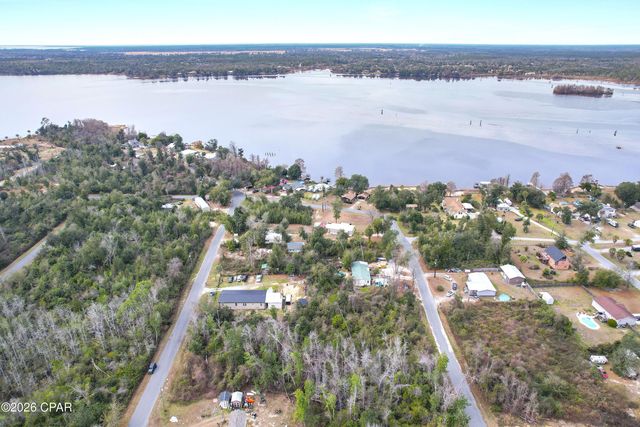 000 Magnolia Avenue, Youngstown, FL 32466