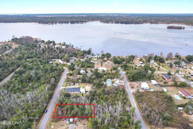 000 Magnolia Avenue, Youngstown, FL 32466