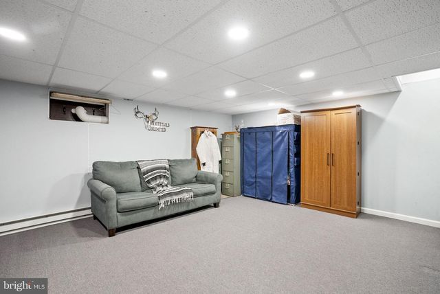 677 S 6TH AVE, Royersford, PA 19468