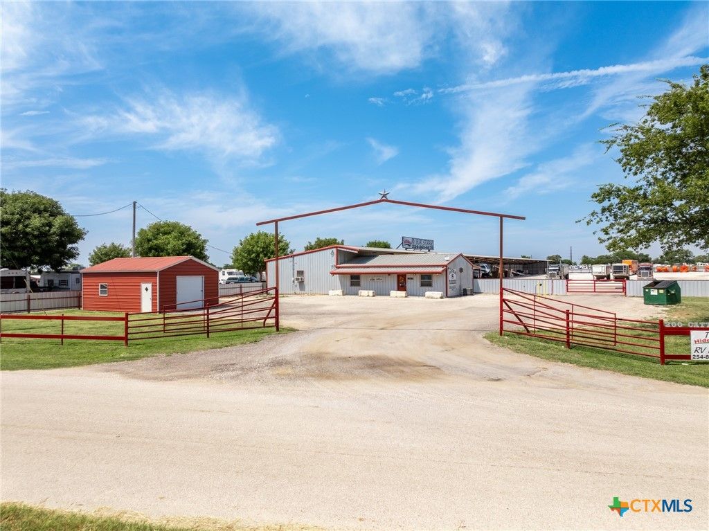 200 Cattle Road, Gatesville, TX 76528