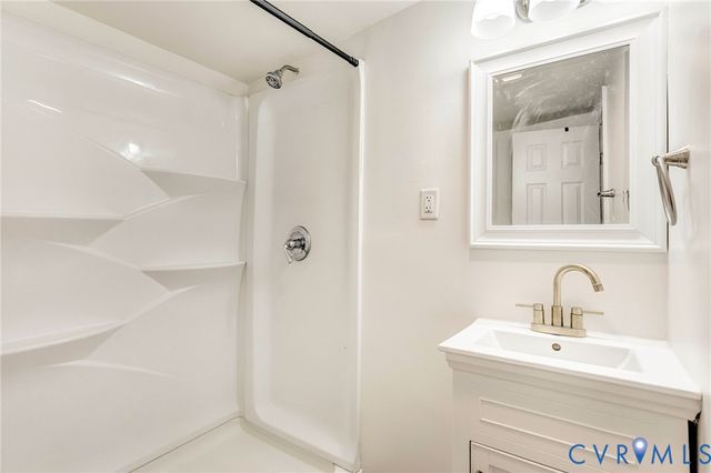 3504 Meadowbridge Rd, Richmond, VA 23222