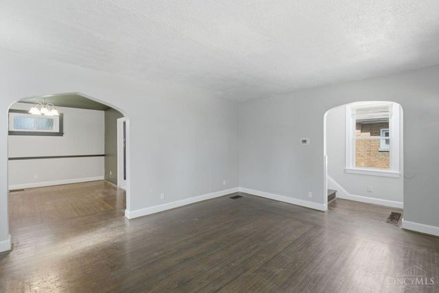 1714 Waltham Avenue, North College Hill, OH 45239