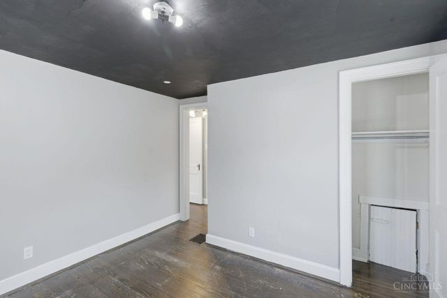 1714 Waltham Avenue, North College Hill, OH 45239