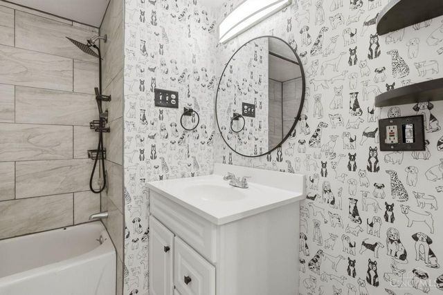 1714 Waltham Avenue, North College Hill, OH 45239