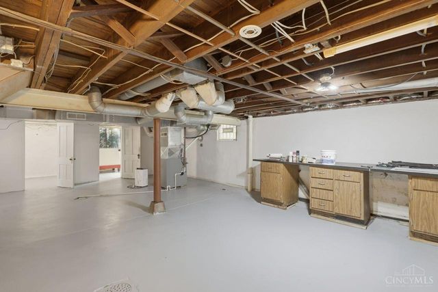 1714 Waltham Avenue, North College Hill, OH 45239