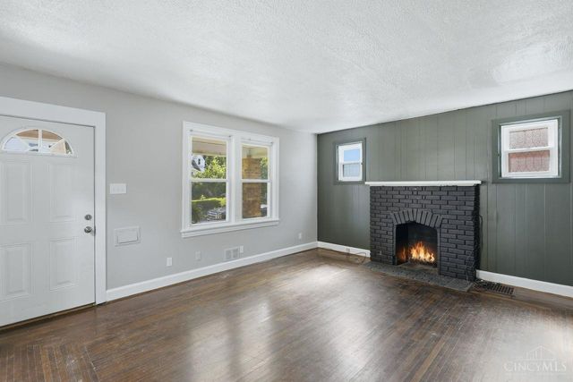 1714 Waltham Avenue, North College Hill, OH 45239