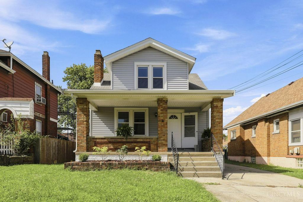 1714 Waltham Avenue, North College Hill, OH 45239