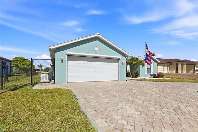 1901 SW 14th ST, Cape Coral, FL 33991