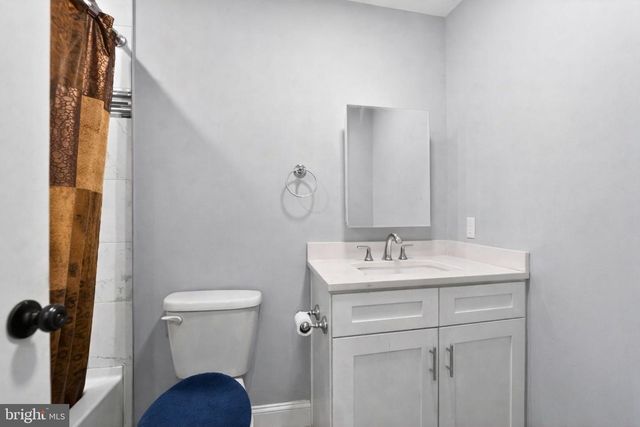 3737 FORDS LN, Baltimore, MD 21215