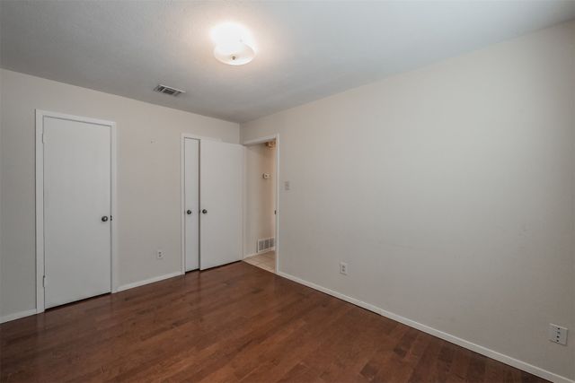 5216 Wentworth Street, Fort Worth, TX 76132