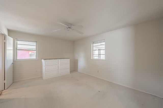 5216 Wentworth Street, Fort Worth, TX 76132