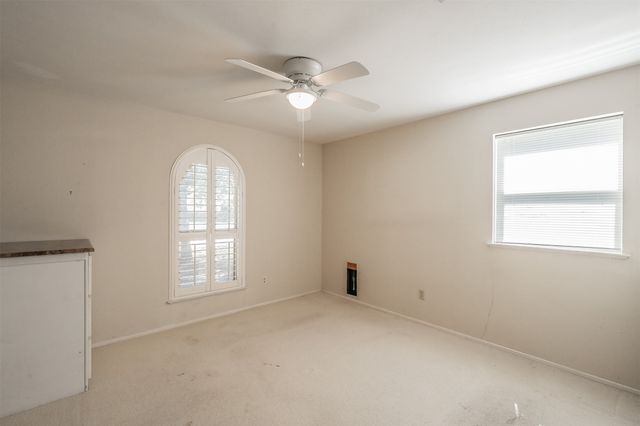 5216 Wentworth Street, Fort Worth, TX 76132
