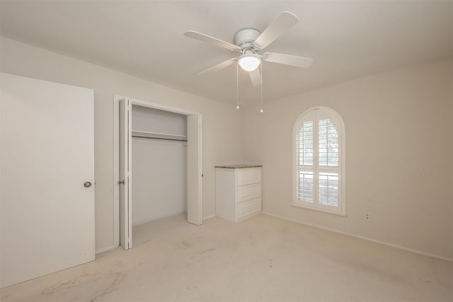 5216 Wentworth Street, Fort Worth, TX 76132