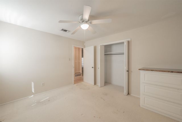5216 Wentworth Street, Fort Worth, TX 76132
