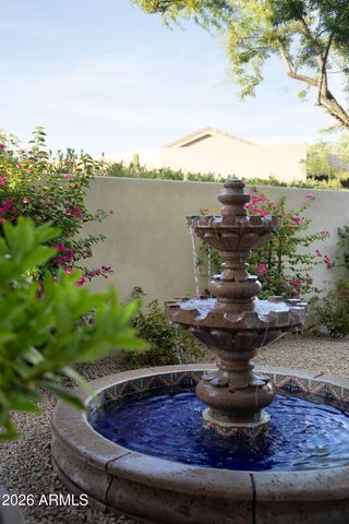 5830 N ECHO CANYON Lane, Phoenix, AZ 85018