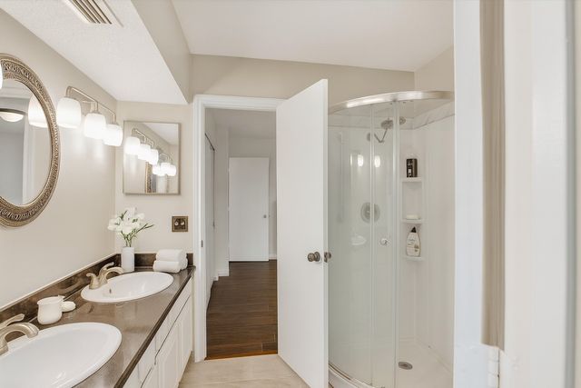 4308 Laguna Drive, Dallas, TX 75287