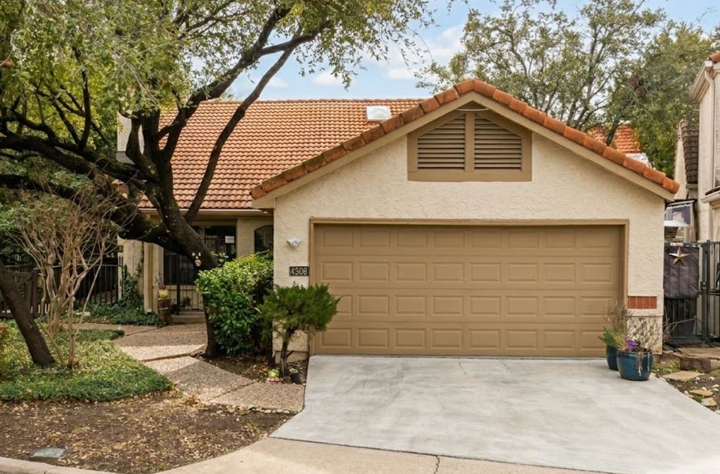 4308 Laguna Drive, Dallas, TX 75287