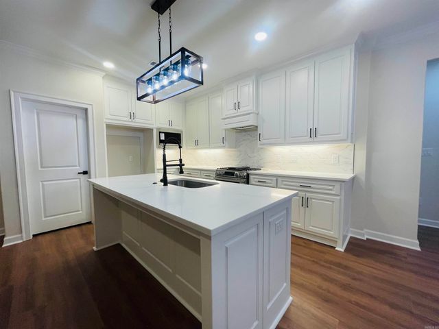 11100 Craig Rd., Scott, AR 72142
