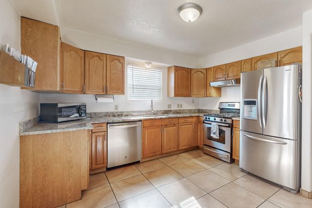 415 & 419 WHEELER Avenue SE, Albuquerque, NM 87102