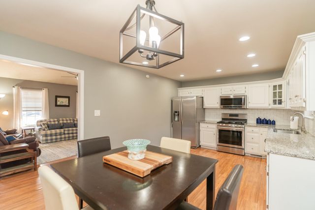 9847 Autumn Glen Drive, Soddy Daisy, TN 37379