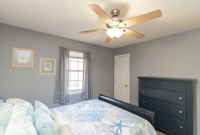 9847 Autumn Glen Drive, Soddy Daisy, TN 37379