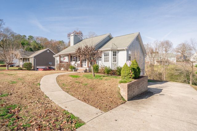 9847 Autumn Glen Drive, Soddy Daisy, TN 37379