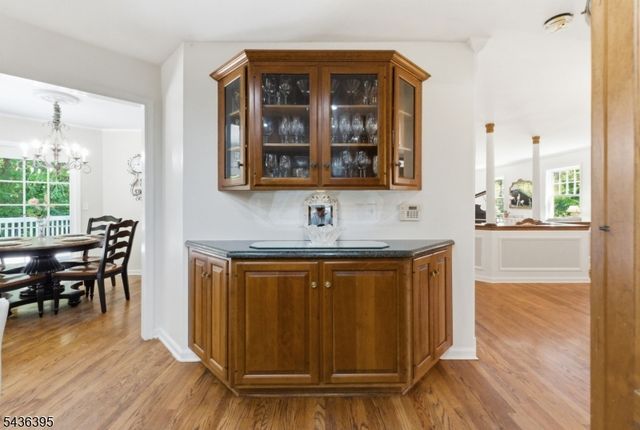 6 Fawn Ridge Rd, Clinton Twp., NJ 08833