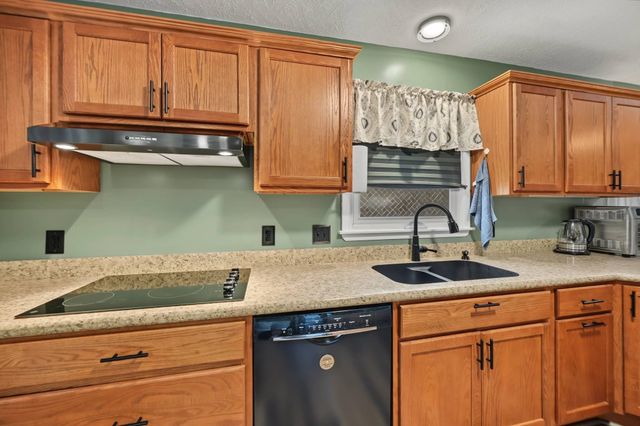 2612 Bret Ave., Salina, KS 67401