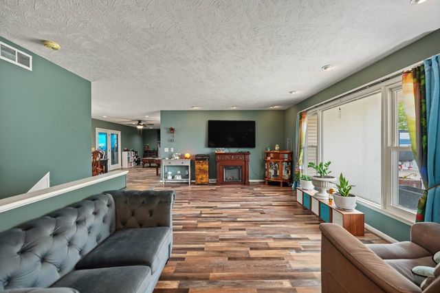 2612 Bret Ave., Salina, KS 67401
