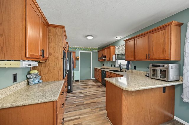 2612 Bret Ave., Salina, KS 67401