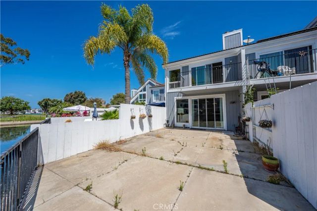 3672 Montego Drive, Huntington Beach, CA 92649