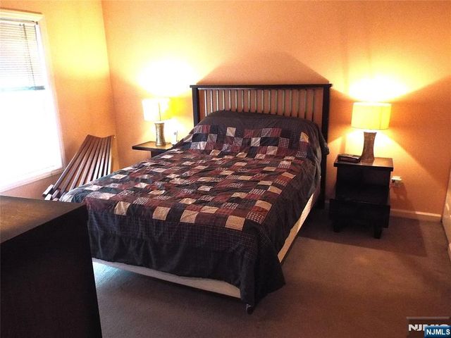 189 Forest Avenue 307, Paramus, NJ 07652