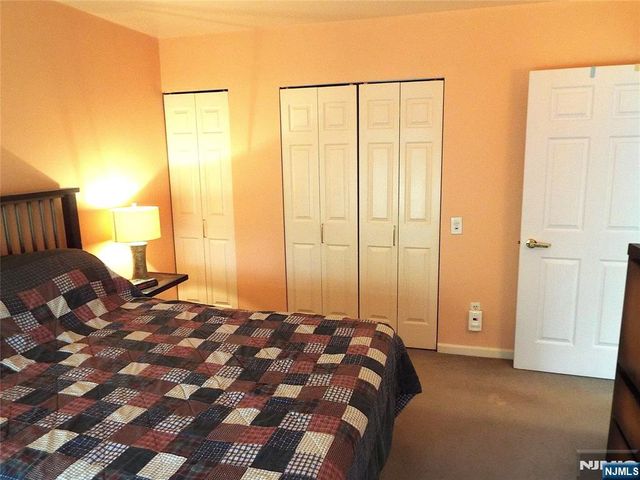 189 Forest Avenue 307, Paramus, NJ 07652