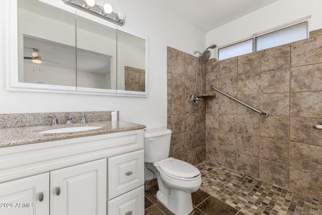 25231 S LAKEWAY Drive, Sun Lakes, AZ 85248