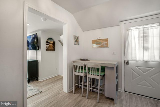 3189 RIDGE RD, Chincoteague Island, VA 23336