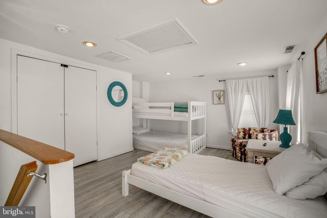 3189 RIDGE RD, Chincoteague Island, VA 23336